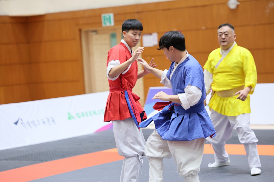 866f8b32eabf3369b36869b8f82a026f_1761026