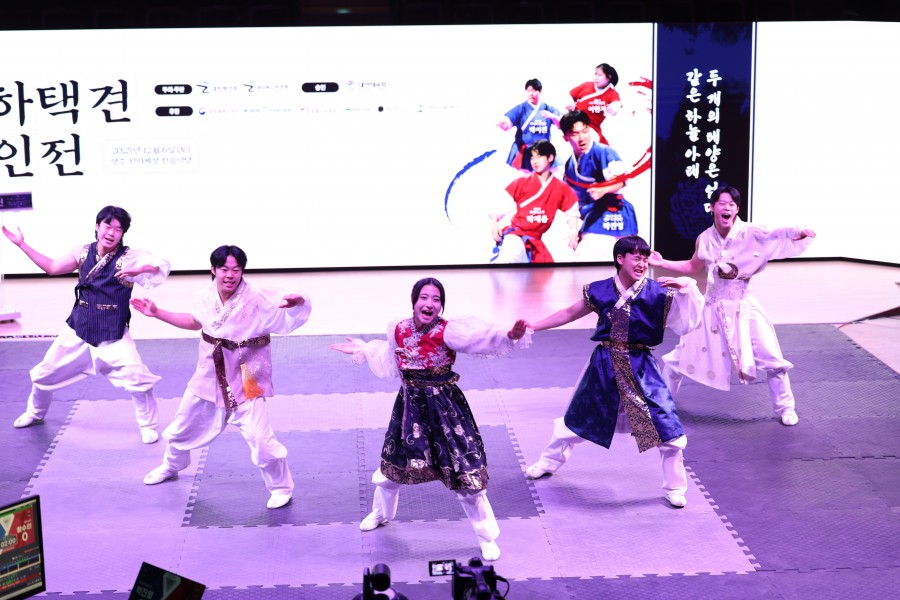 41e53b78b0110093bb37beb5fe49836b_1765159