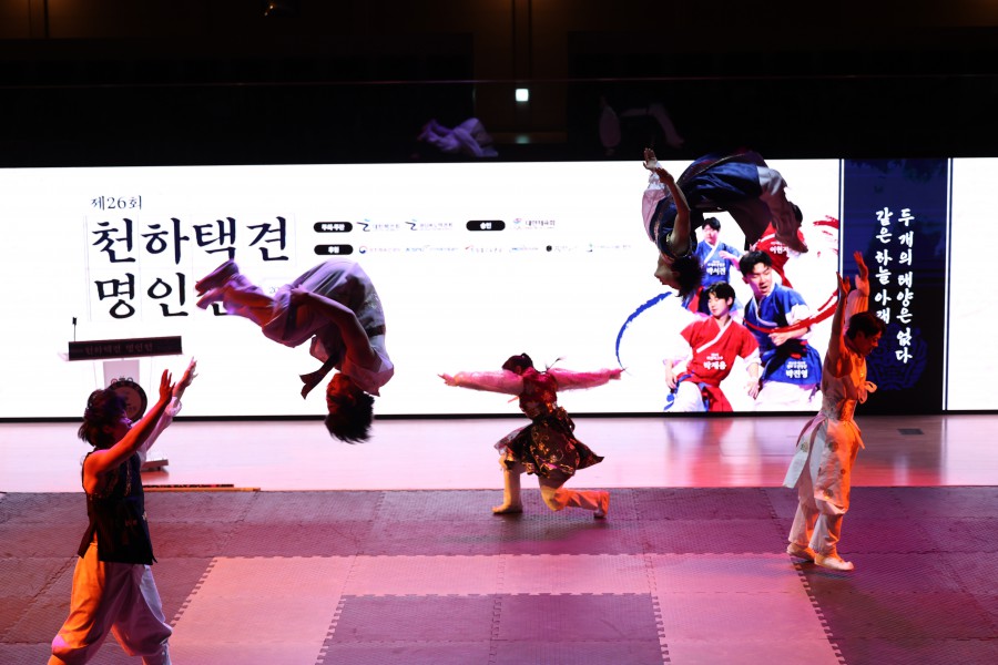 41e53b78b0110093bb37beb5fe49836b_1765159