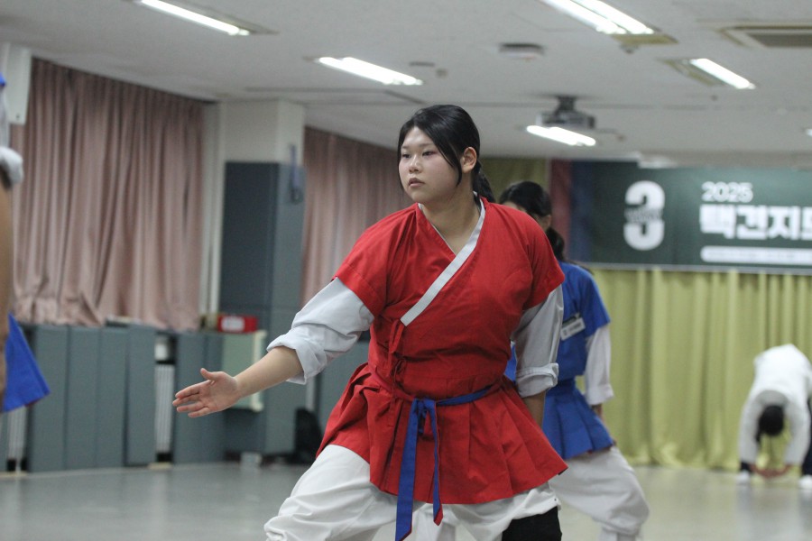 c8768b1d89300afc850bf55632de0fc6_1765933