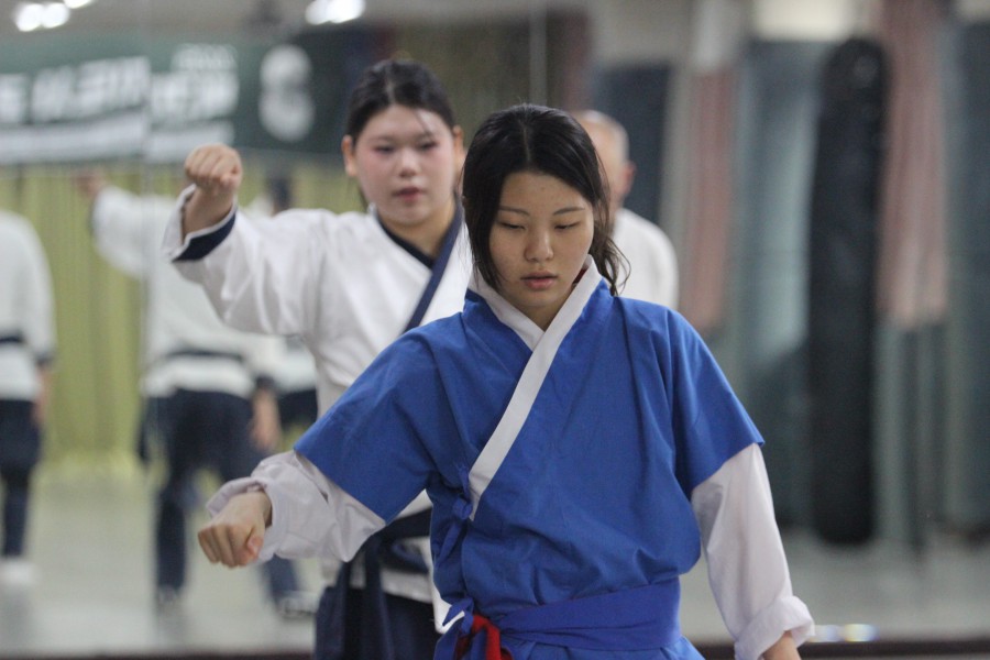 c8768b1d89300afc850bf55632de0fc6_1765933