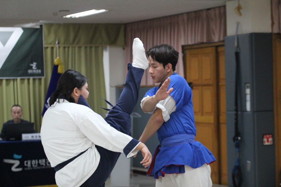 c8768b1d89300afc850bf55632de0fc6_1765933