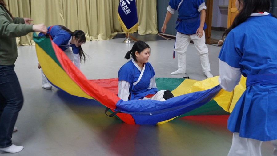 8c5f9bb9818caada3f294ee69145bce3_1768288