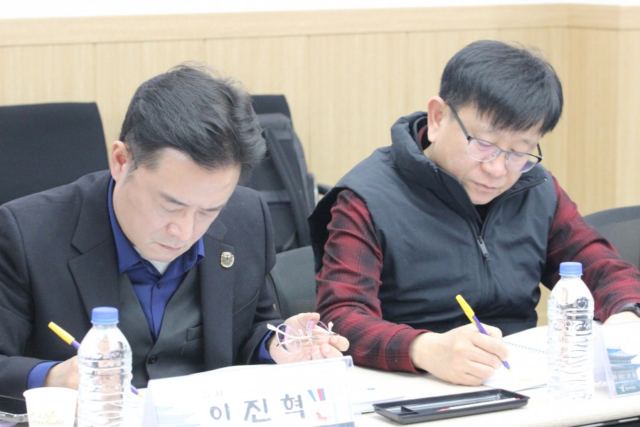 8c5f9bb9818caada3f294ee69145bce3_1768288