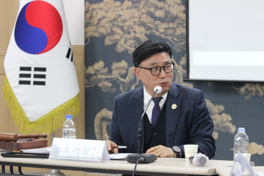 8c5f9bb9818caada3f294ee69145bce3_1768288